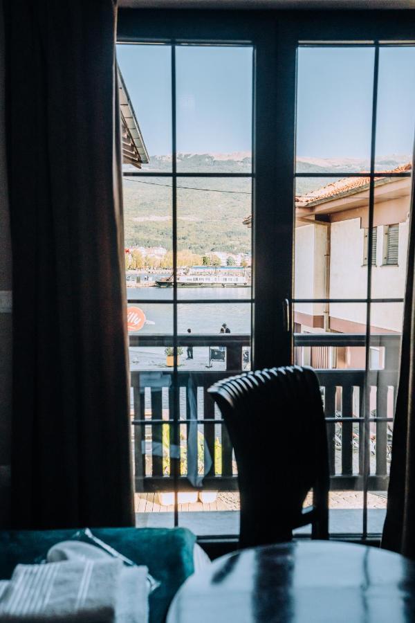 Villa Sara Lake View Охрид Экстерьер фото